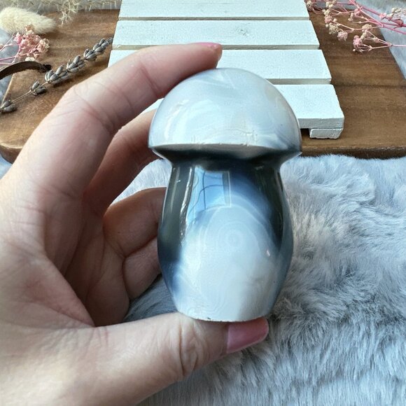 Gorgeous Orca Agate Mushroom Carving - Picture 6 of 6